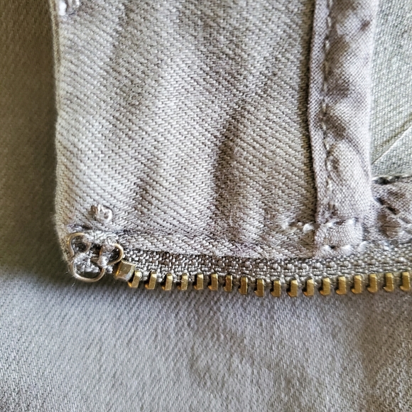 Jolt Skirt - Size 9 - Picture 5 of 10